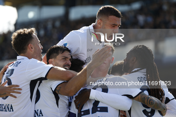 Alessandro Buongiorno of Napoli celebrates after Khvicha Kvaratskhelia of Napoli scores their first goal during the Serie A soccer match bet...