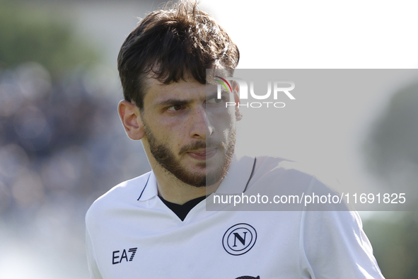 Napoli's Khvicha Kvaratskhelia looks on during the Serie A soccer match between Empoli FC and SSC Napoli at Stadio Carlo Castellani in Empol...