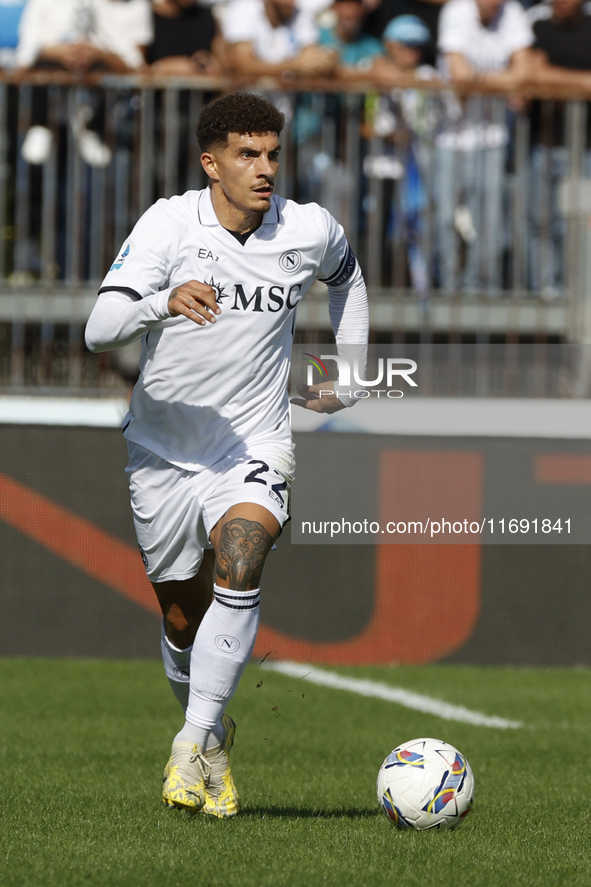 Giovanni Di Lorenzo of Napoli controls the ball during the Serie A soccer match between Empoli FC and SSC Napoli at Stadio Carlo Castellani...