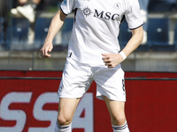 Scott McTominay controls the ball during the Serie A soccer match between Empoli FC and SSC Napoli at Stadio Carlo Castellani in Empoli, Ita...