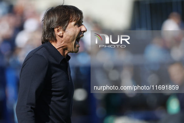 Antonio Conte, coach of Napoli, reacts during the Serie A soccer match between Empoli FC and SSC Napoli at Stadio Carlo Castellani in Empoli...