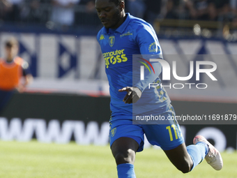 Emmanuel Gyasi of Empoli controls the ball during the Serie A soccer match between Empoli FC and SSC Napoli at Stadio Carlo Castellani in Em...