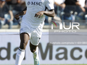 Napoli's Romelu Lukaku plays during the Serie A soccer match between Empoli FC and SSC Napoli at Stadio Carlo Castellani in Empoli, Italy, o...