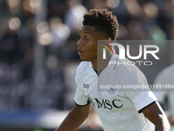 Napoli's David Neres looks on during the Serie A soccer match between Empoli FC and SSC Napoli at Stadio Carlo Castellani in Empoli, Italy,...