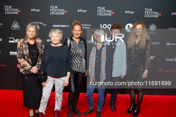 Renate Hellwig, Gabriele Stoetzer, Amrei Bauer, Marina Grasse, and Solveig Leo appear on the red carpet during the photocall of ''Die Unbeug...