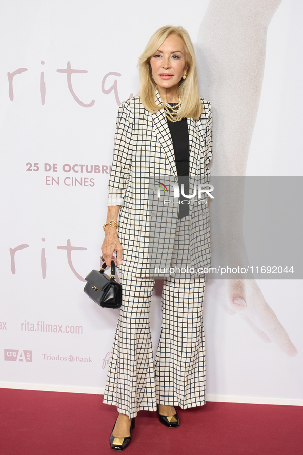 The premiere of RITA takes place in Madrid, Spain, on October 21, 2024, featuring Carmen Lomana. 