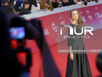 Angela Molina attends the ''Polvo Seran'' and International Competition Jury Progressive Cinema red carpet during the 19th Rome Film Festiva...