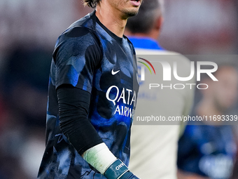 Yann Sommer of FC Internazionale looks on during the Serie A Enilive match between AS Roma and FC Internazionale at Stadio Olimpico on Octob...