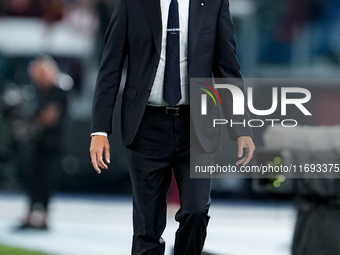 Simone Inzaghi head coach of FC Internazionale looks on during the Serie A Enilive match between AS Roma and FC Internazionale at Stadio Oli...