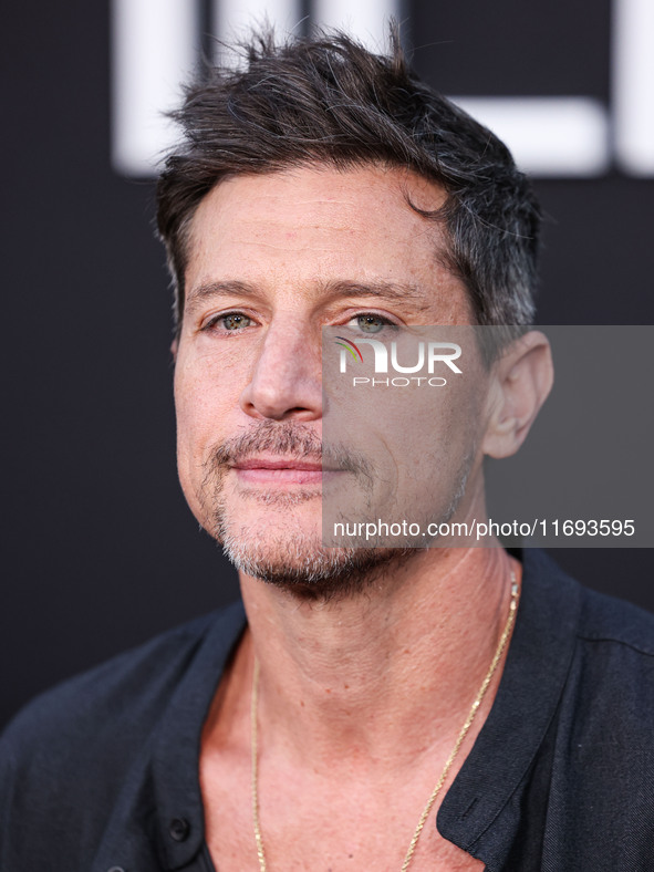 Simon Rex arrives at the Los Angeles Premiere of Netflix's 'Emilia Perez' held at The Egyptian Theatre Hollywood on October 21, 2024 in Holl...