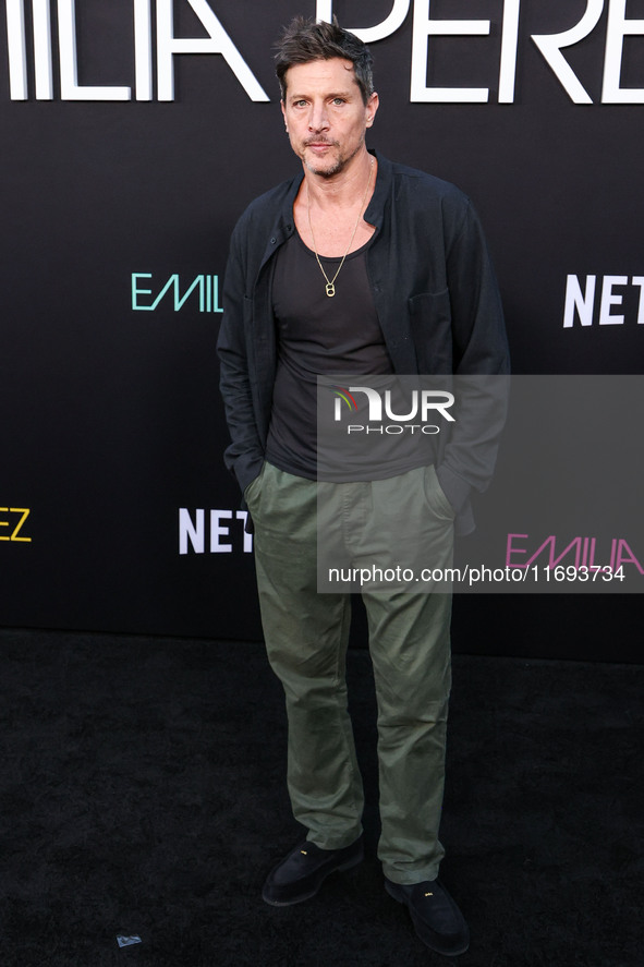 Simon Rex arrives at the Los Angeles Premiere of Netflix's 'Emilia Perez' held at The Egyptian Theatre Hollywood on October 21, 2024 in Holl...