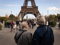 In Paris, France, on October 21, 2024, Paris City Hall definitively closes the Iena Bridge to car traffic. This emblematic bridge linking th...