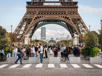 In Paris, France, on October 21, 2024, Paris City Hall definitively closes the Iena Bridge to car traffic. This emblematic bridge linking th...