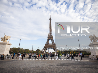 In Paris, France, on October 21, 2024, Paris City Hall definitively closes the Iena Bridge to car traffic. This emblematic bridge linking th...