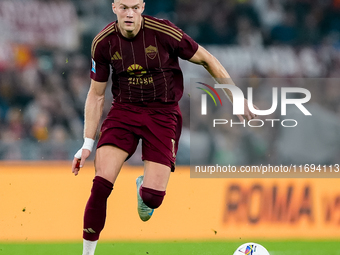 Artem Dovbyk of AS Roma in action during the Serie A Enilive match between AS Roma and FC Internazionale at Stadio Olimpico on October 20, 2...