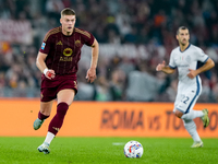 Artem Dovbyk of AS Roma in action during the Serie A Enilive match between AS Roma and FC Internazionale at Stadio Olimpico on October 20, 2...