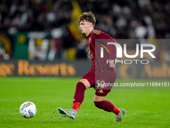 Nicola Zalewski of AS Roma during the Serie A Enilive match between AS Roma and FC Internazionale at Stadio Olimpico on October 20, 2024 in...