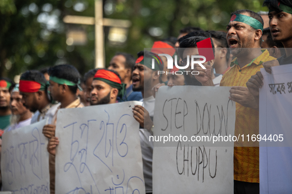 Civil society and students stage a demonstration at the Central Shaheed Minar, demanding the ban of Bangladesh Chhatra League and the resign...