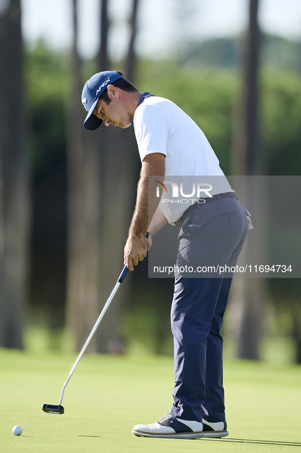 Jorge Campillo of Spain plays a shot on the 18th green during day four of the Estrella Damm N.A. Andalucia Masters 2024 at Real Club de Golf...