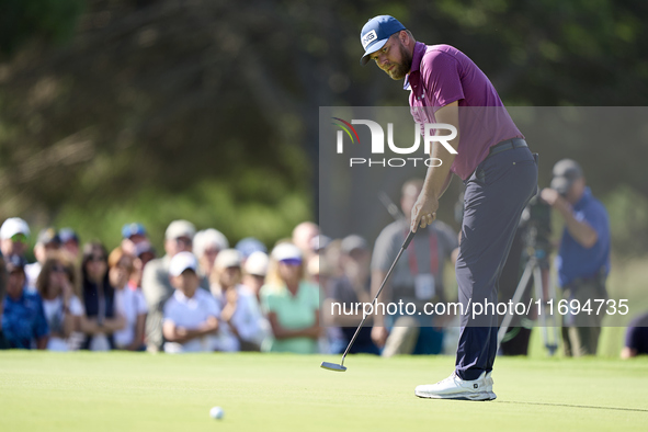 Daniel Brown of England plays a shot on the 18th green on the fourth day of the Estrella Damm N.A. Andalucia Masters 2024 at Real Club de Go...