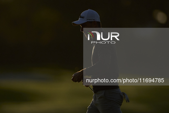 Laurie Canter of England reacts on the 1st green during day four of the Estrella Damm N.A. Andalucia Masters 2024 at Real Club de Golf Sotog...