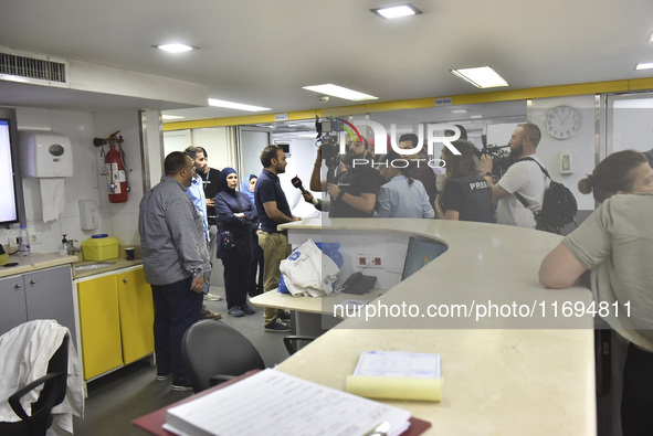 A photo tour organized by the administration of the Sahel Hospital on October 22, 2024, shows a nurse in the intensive care unit in the hosp...