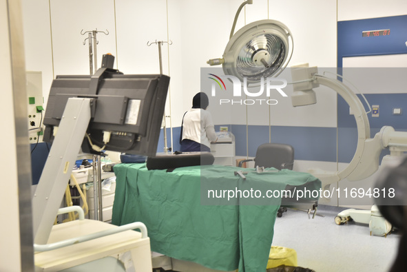 A photo tour organized by the administration of the Sahel Hospital on October 22, 2024, shows a nurse in the intensive care unit in the hosp...