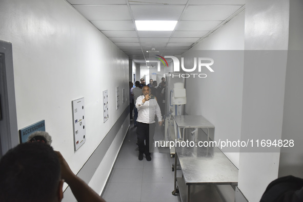 A photo tour organized by the administration of the Sahel Hospital on October 22, 2024, shows a nurse in the intensive care unit in the hosp...