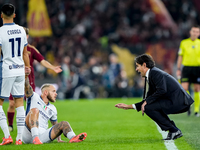 Simone Inzaghi head coach of FC Internazionale gives instructions to Federico Dimarco during the Serie A Enilive match between AS Roma and F...