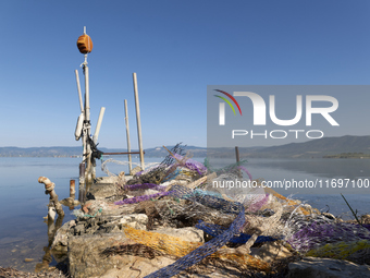 Huge quantities of tubular nets used for mussel farming and buoys employed in the fishing industry invade the sea and the coast around the l...