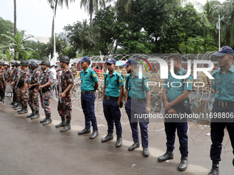 The interim government increases security around the Bangabhaban due to protests demanding the resignation of President Mohammed Shahabuddin...