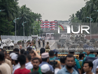 Security is tightened around the Bangabhaban premises as protests for the president's resignation continue in Dhaka, Bangladesh, on October...