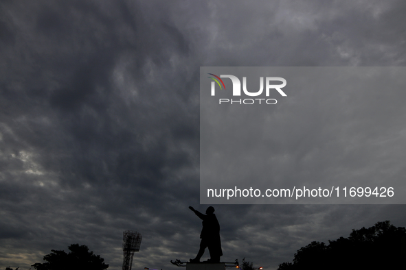 Dark clouds loom over the sky due to Cyclone Dana in India on October 23, 2024. The IMD predicts on Wednesday that the storm brings heavy ra...