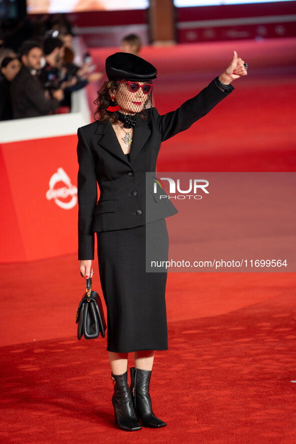 Elisabetta Sgarbi attends the ''L'Isola Degli Idealisti'' red carpet during the 19th Rome Film Festival at Auditorium Parco Della Musica in...