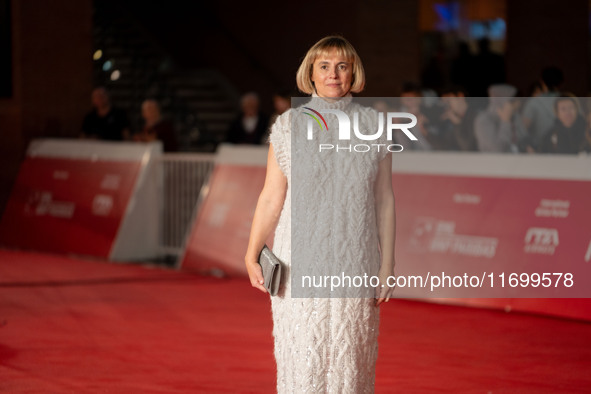 Michela Cescon attends the ''L'Isola Degli Idealisti'' red carpet during the 19th Rome Film Festival at Auditorium Parco Della Musica in Rom...