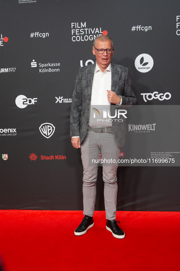 Guenther Jauch, a German TV presenter, is seen on the red carpet of the photocall for ''Total Normal - Hape Kerkeling'' at Film Palast in Co...