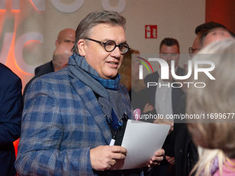 Hape Kerkeling, a German actor and writer, is greeted by his fans on the red carpet of the photocall for ''Total Normal - Hape Kerkeling'' a...