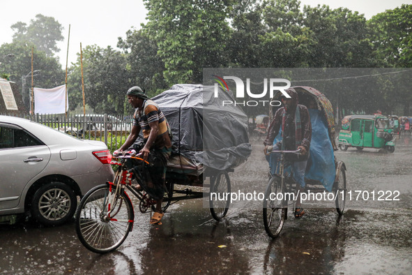 Rain starts in the capital Dhaka, Bangladesh, on October 24, 2024, due to the effect of cyclone 'Dana'. 