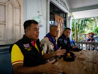 Apichat Wongsuwan, Community Head of Tung Yang District, Pattani, meets with the media to discuss the status of the situation. Special Force...