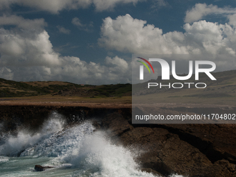 Andicuri Bay is a wide bay enclosed by coral-stone cliffs, some of which provide a little shade. Due to its perfect waves and stronger surf,...