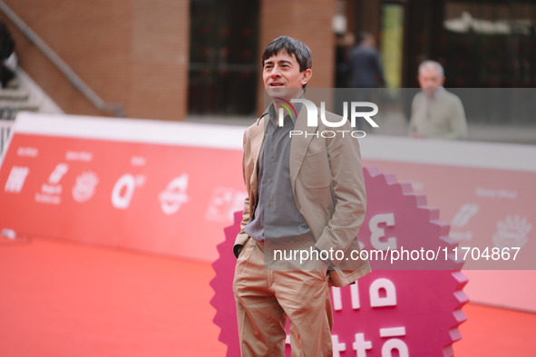 Luigi Lo Cascio attends the ''The Bad Guy - Seconda Stagione'' photocall during the 22nd Alice Nella Citta at Auditorium Parco Della Musica...