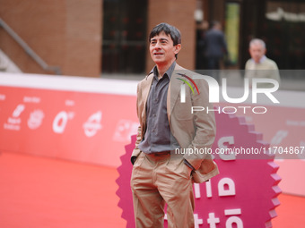 Luigi Lo Cascio attends the ''The Bad Guy - Seconda Stagione'' photocall during the 22nd Alice Nella Citta at Auditorium Parco Della Musica...