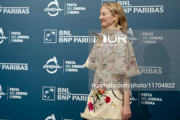 Alba Rohrwacher attends the ''L'Amica Geniale. Storia Della Bambina Perduta'' photocall during the 19th Rome Film Festival at Auditorium Par...