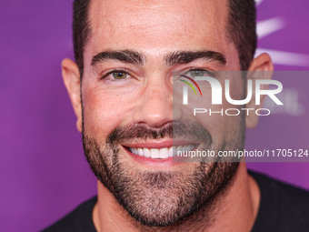 Jesse Metcalfe arrives at Cirque du Soleil's 'KOOZA' Red Carpet Premiere held at the Santa Monica Pier on October 24, 2024 in Santa Monica,...