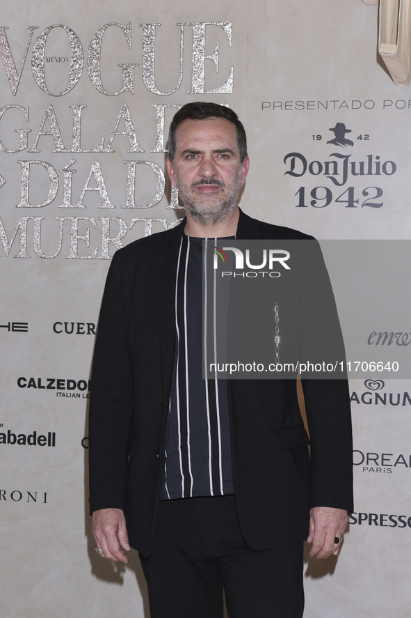 Flavio Medina attends the red carpet for the Vogue Dia de Muertos Gala at Palacio de Mineria in Mexico City, Mexico, on October 24, 2024. 