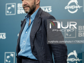 Ralph Fiennes attends the ''Conclave'' photocall during the 19th Rome Film Festival at Auditorium Parco Della Musica in Rome, Italy, on Octo...