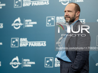 Ralph Fiennes attends the ''Conclave'' photocall during the 19th Rome Film Festival at Auditorium Parco Della Musica in Rome, Italy, on Octo...