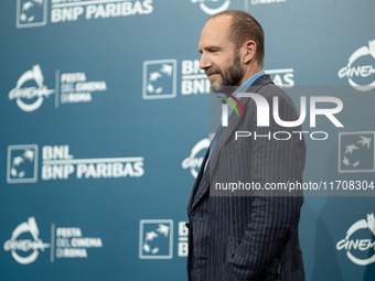 Ralph Fiennes attends the ''Conclave'' photocall during the 19th Rome Film Festival at Auditorium Parco Della Musica in Rome, Italy, on Octo...