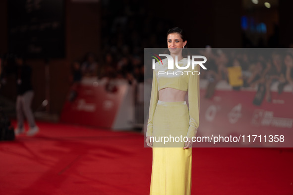 Benedetta Porcaroli attends the ''Modi - Three Days On The Wing Of Madness'' red carpet during the 19th Rome Film Festival at Auditorium Par...