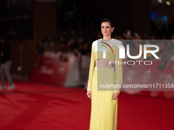 Benedetta Porcaroli attends the ''Modi - Three Days On The Wing Of Madness'' red carpet during the 19th Rome Film Festival at Auditorium Par...